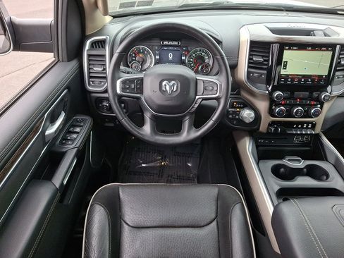 Used 2019 RAM 1500 Laramie image 11