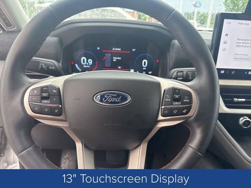 Used 2026 Ford Explorer Active w/ Active Comfort Package RWD image 13