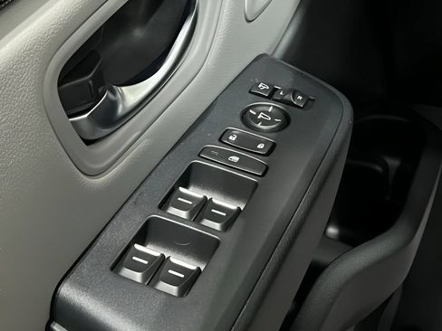 Used 2025 Honda Pilot Elite image 10