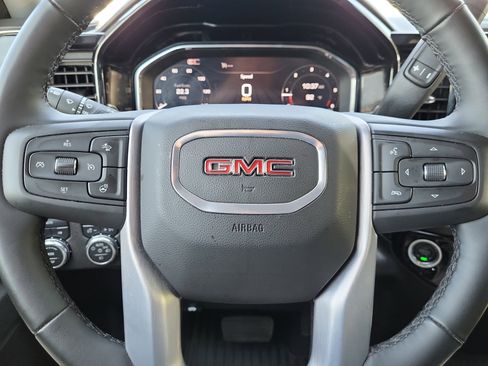 Used 2025 GMC Sierra 1500 Elevation AWD/4WD image 8