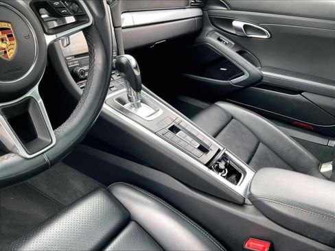 Used 2018 Porsche 911 Carrera image 16
