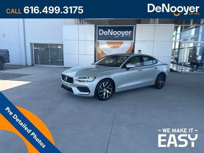 Used 2020 Volvo S60 T6 Momentum