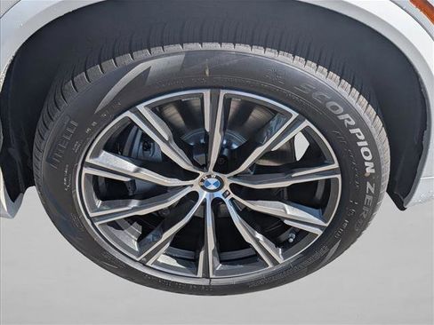 Used 2026 BMW X5 xDrive50e w/ M Sport Package AWD/4WD image 11