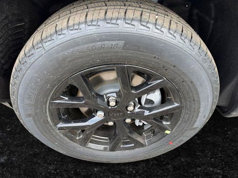 New 2026 Jeep Grand Cherokee Altitude image 21