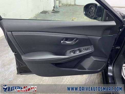 Used 2023 Nissan Sentra SV image 8