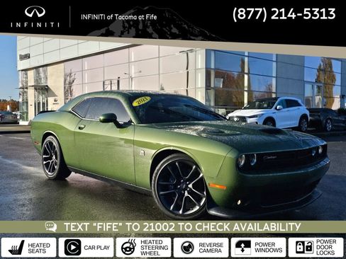 Used 2021 Dodge Challenger R/T Scat Pack image 1