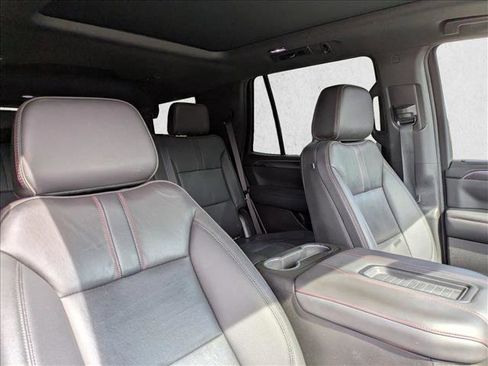 Used 2022 Chevrolet Tahoe RST w/ Luxury Package image 27