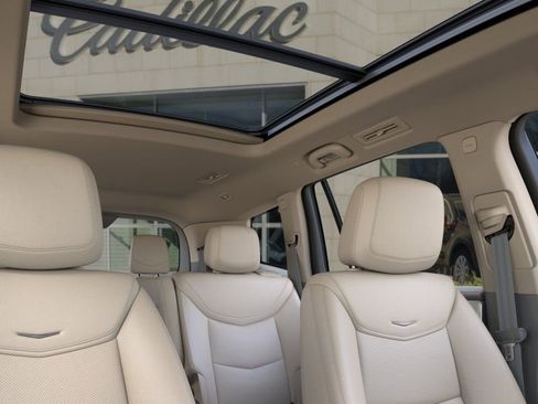 New 2023 Cadillac XT6 Premium Luxury image 24