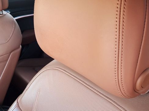 Used 2019 Audi e-tron Prestige image 16