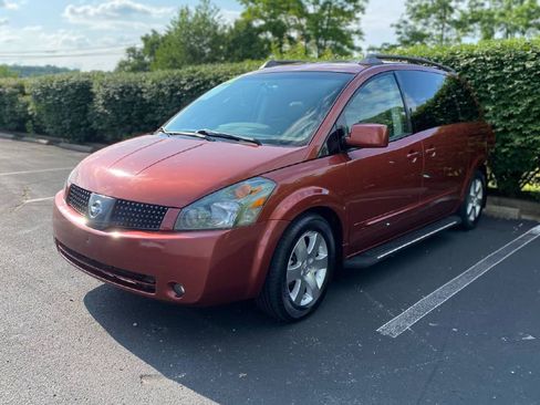 Used 2004 Nissan Quest SE w/ (SEA) Seat Pkg image 2