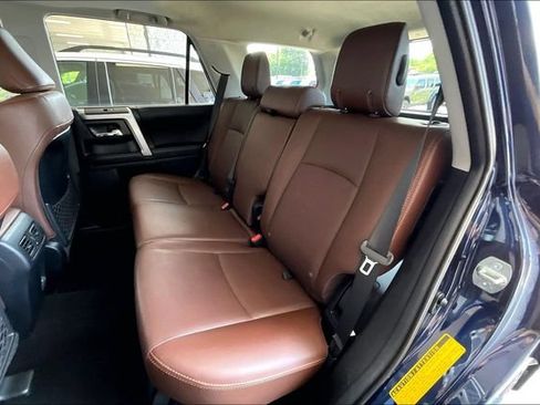 Used 2022 Toyota 4Runner Limited AWD/4WD image 19