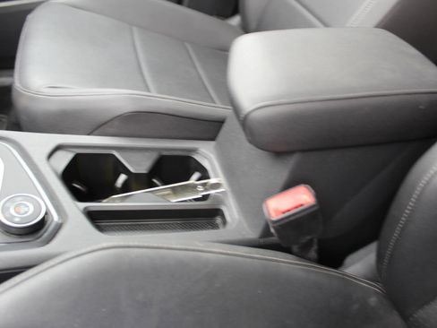 Used 2020 Volkswagen Tiguan SEL w/ 3rd Row Seat Package image 18