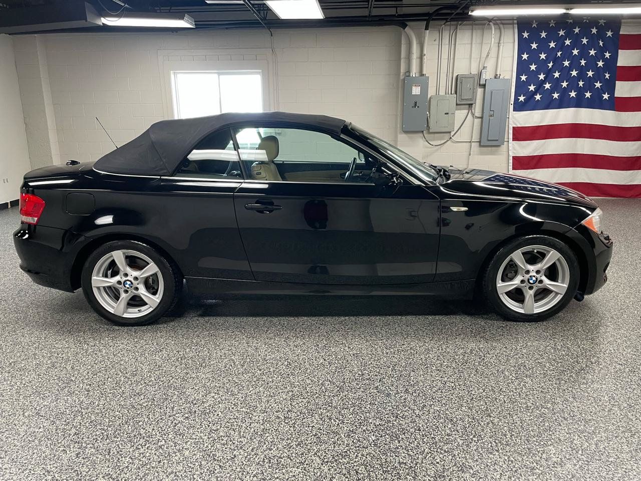 Used 2013 BMW 128i Convertible RWD image 5