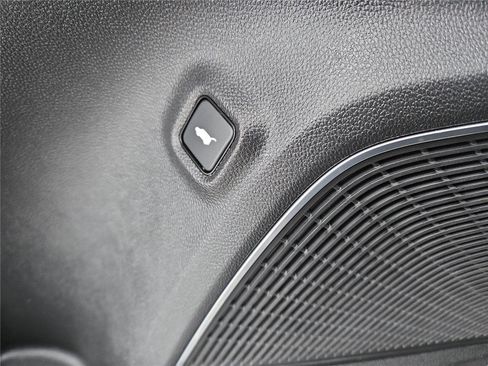 Certified 2023 Acura MDX SH-AWD w/Advance image 18