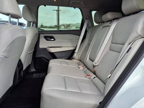 Certified 2023 Nissan Rogue SL w/ SL Premium Package AWD/4WD image 8