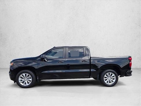 Used 2022 Chevrolet Silverado 1500 Custom RWD image 7