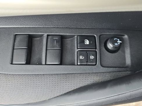 Used 2024 Toyota Corolla LE image 27