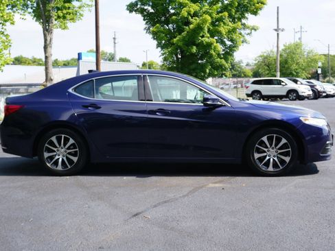 Used 2016 Acura TLX FWD image 4