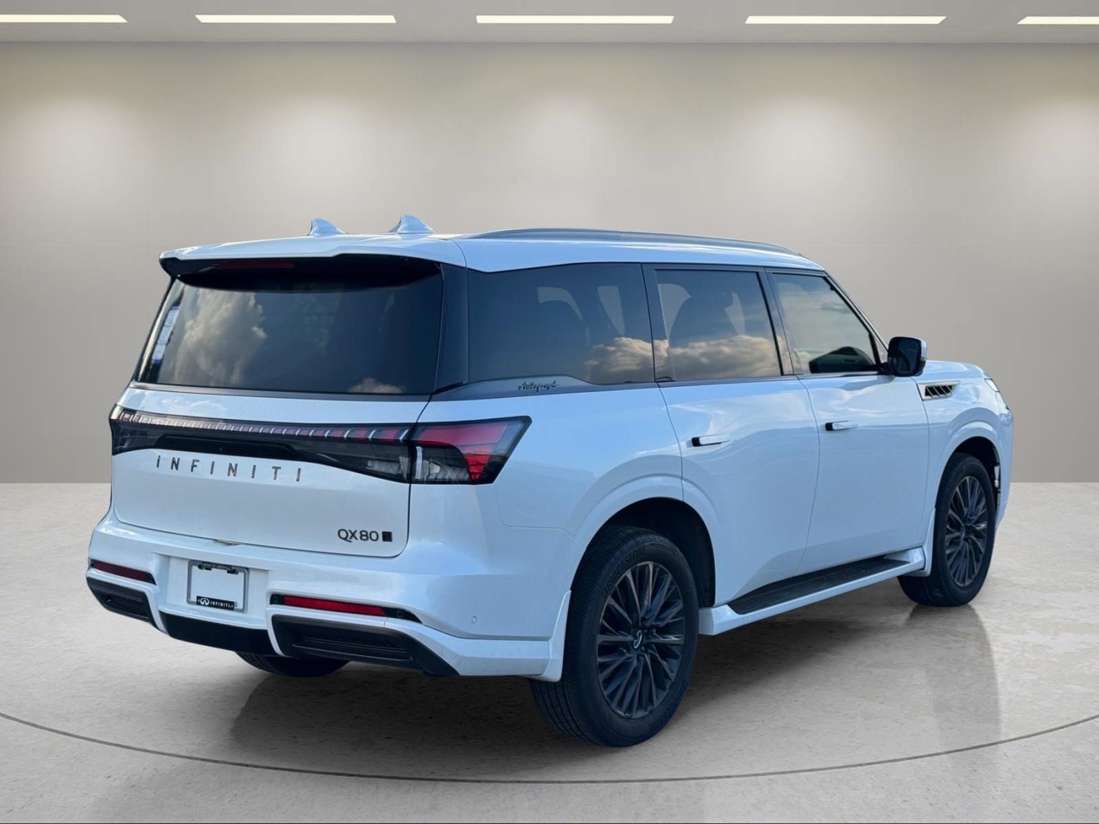 New 2026 INFINITI QX80 Autograph w/ Premium Cargo Package AWD/4WD image 5