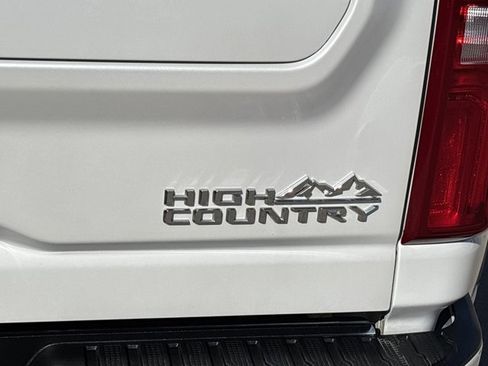 Used 2022 Chevrolet Silverado 3500 High Country w/ Safety Package II image 5