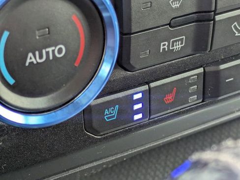 Used 2015 Ford F150 Lariat image 20