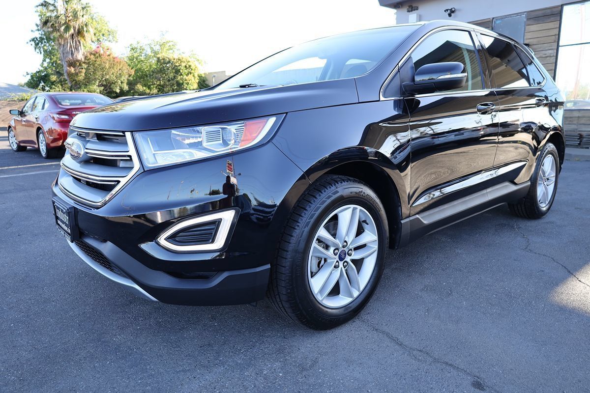Used 2018 Ford Edge SEL FWD image 38