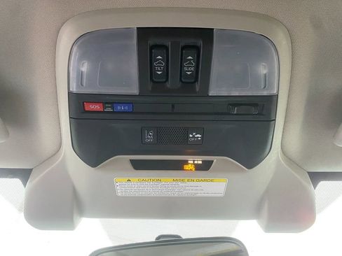 Used 2021 Subaru Crosstrek 2.5i Sport w/ Moonroof Package image 23