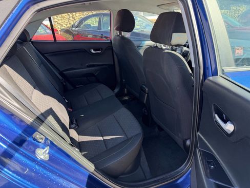 Used 2020 Kia Rio S image 9