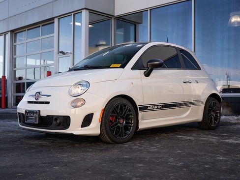 Used 2015 FIAT 500 Abarth w/ Comfort/Convenience Group image 3