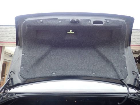 Used 2011 Chevrolet Impala LS image 18