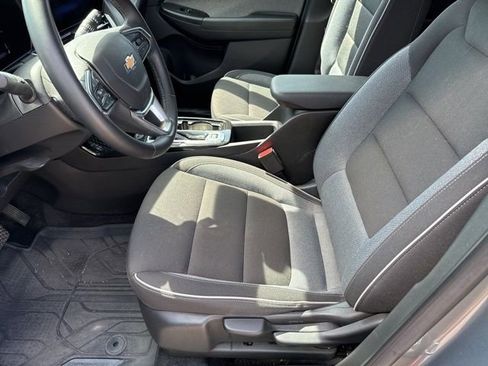 Certified 2024 Chevrolet TrailBlazer LT w/ LT Cold Weather Package image 9