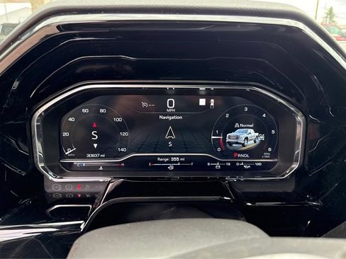 Used 2023 GMC Sierra 1500 Elevation image 16