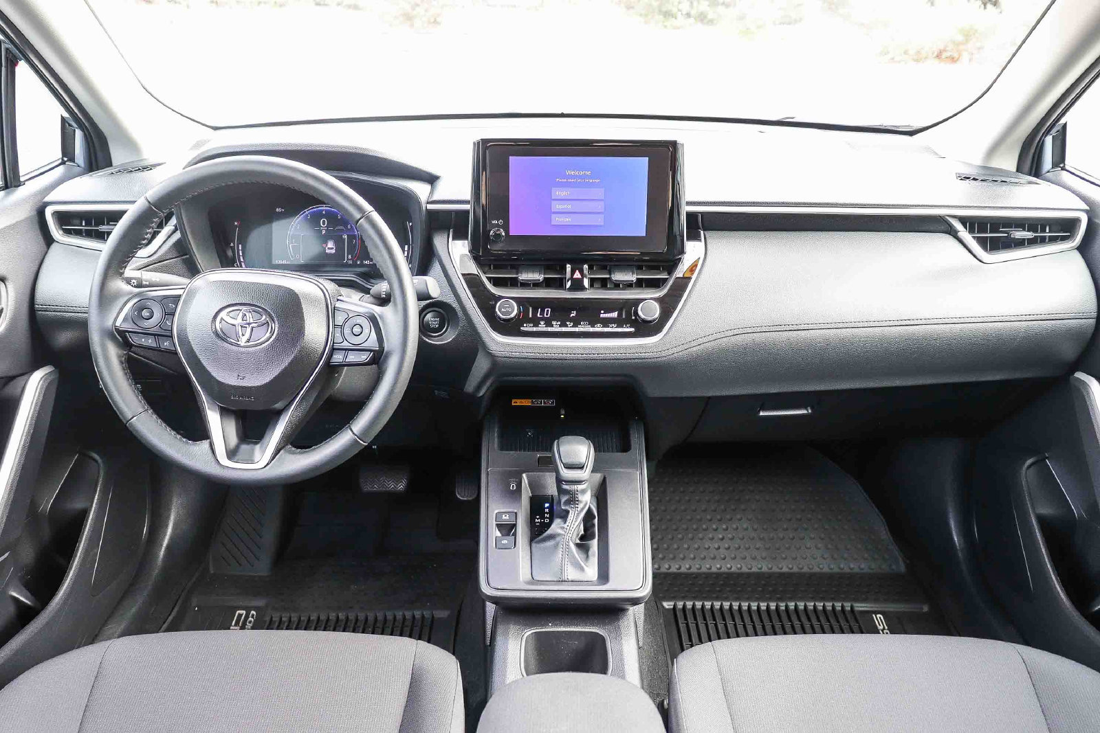 Certified 2026 Toyota Corolla Cross LE FWD image 15