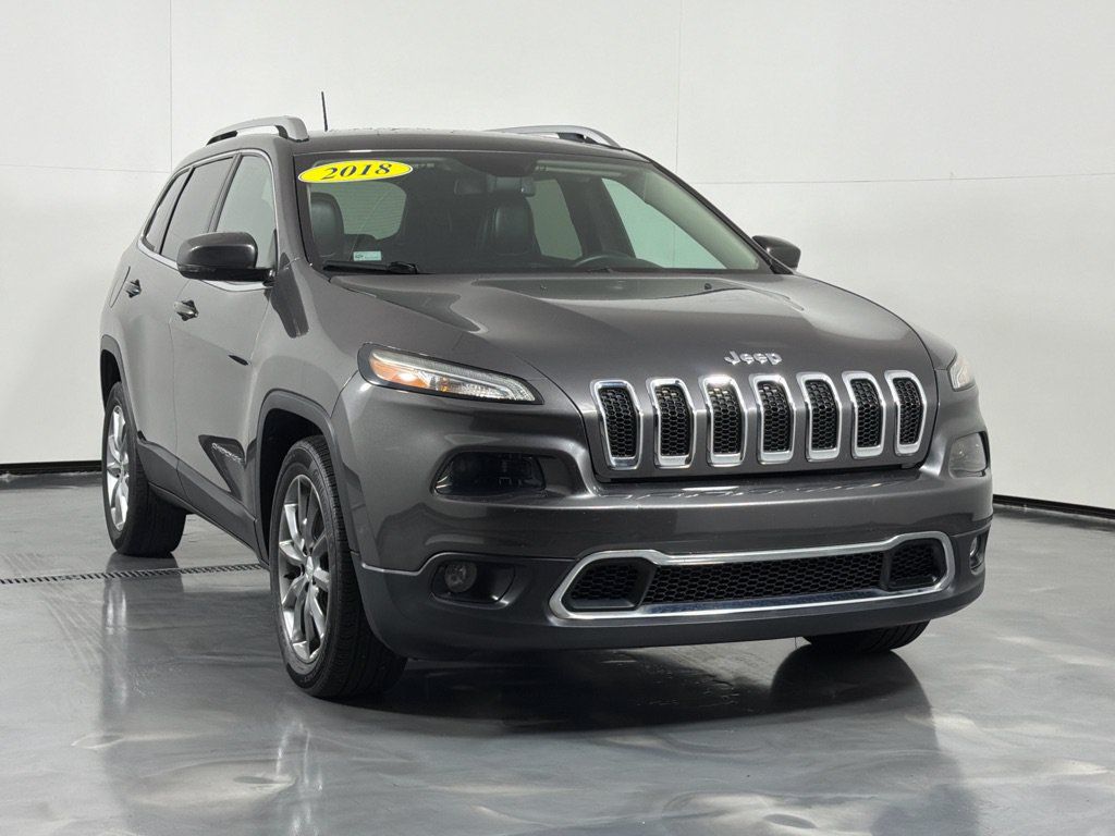 Used 2018 Jeep Cherokee Limited FWD image 3