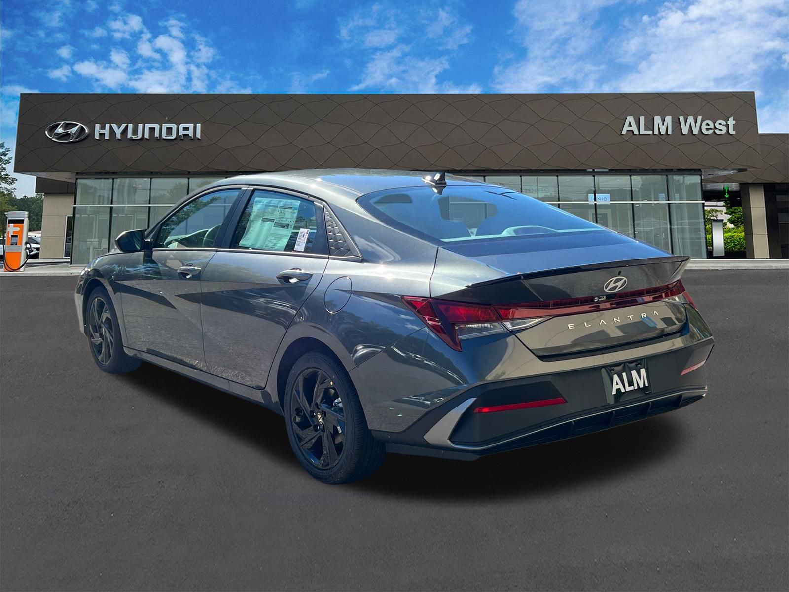 Used 2026 Hyundai Elantra Sport FWD image 7