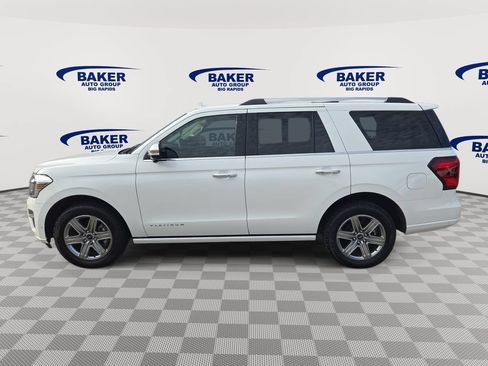 Used 2024 Ford Expedition Platinum AWD/4WD image 6