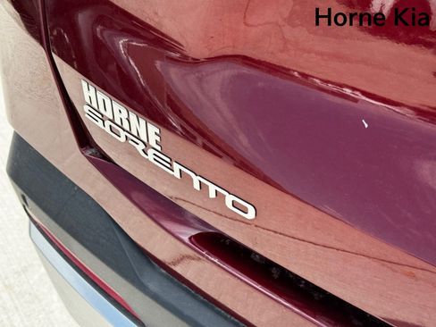 New 2025 Kia Sorento S w/ Panoramic Sunroof Package image 8