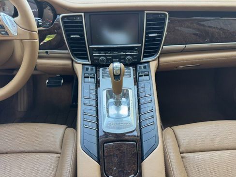 Used 2010 Porsche Panamera 4S AWD/4WD image 32