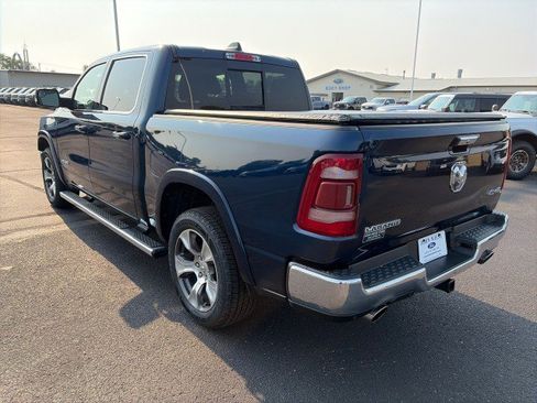 Used 2019 RAM 1500 Laramie AWD/4WD image 3