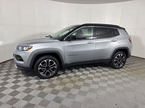 Used 2022 Jeep Compass Limited w/ Sun and Sound Group AWD/4WD image 1