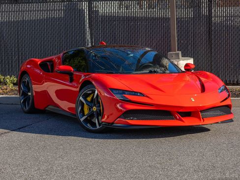 Used 2021 Ferrari SF90 Stradale Stradale Coupe 2D image 2