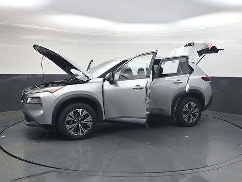 Used 2023 Nissan Rogue SV FWD image 41
