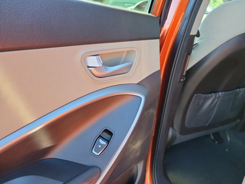 Used 2015 Hyundai Santa Fe Sport FWD image 13