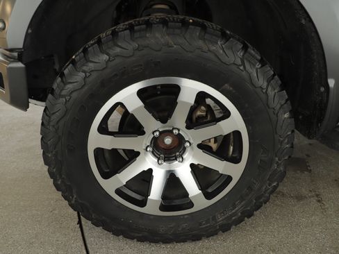 Used 2017 Ford F150 Raptor w/ Equipment Group 801A Mid image 7