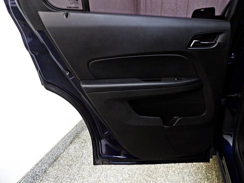 Used 2015 Chevrolet Equinox LS FWD image 9
