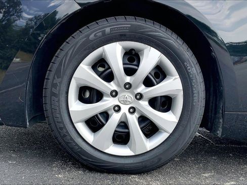 Used 2024 Toyota Corolla LE FWD image 9