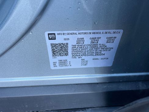 Used 2025 Chevrolet Equinox LT image 22