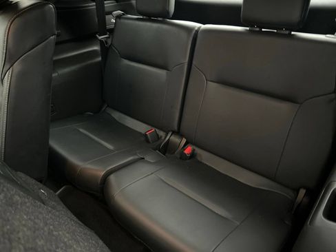 Used 2024 Mitsubishi Outlander SE FWD image 11