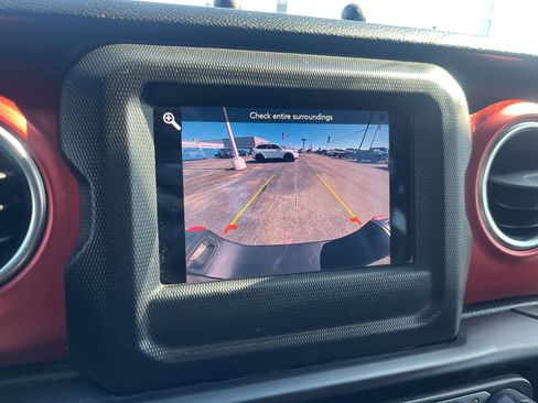 Used 2021 Jeep Gladiator Rubicon w/ Trailer Tow Package image 26