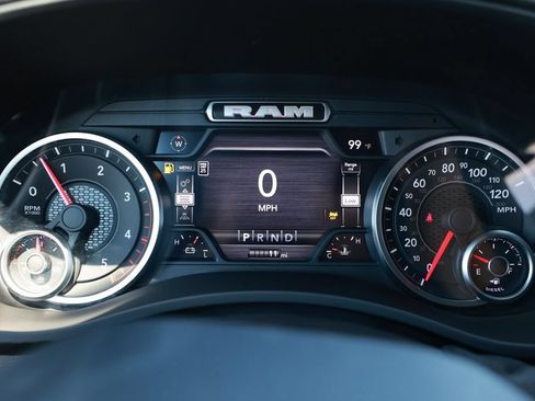 New 2026 RAM 3500 Big Horn AWD/4WD image 17